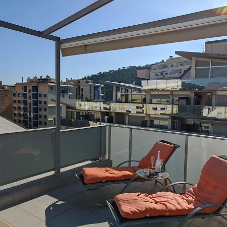 Elegance Sun & Penthouse Апартаменты *